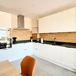 아파트 T4 Moderne Avec Terrasse Vue *